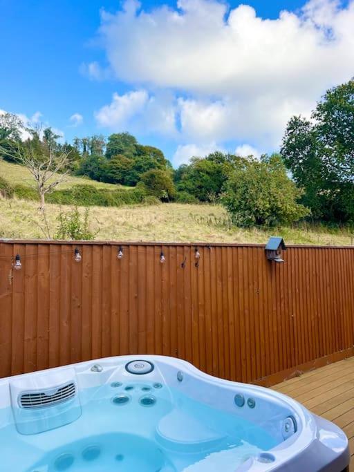 Countryside Converted Barn With Hot Tub Newton Abbot Εξωτερικό φωτογραφία